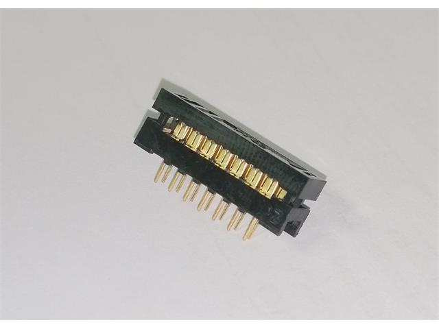 702141