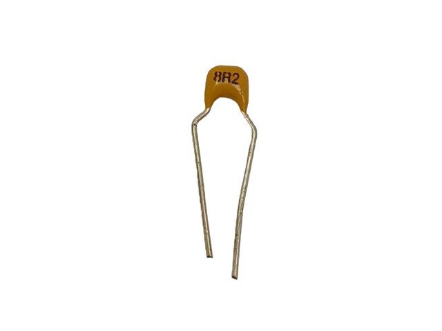 8,2PF 100V 5MM - Capacitors - 