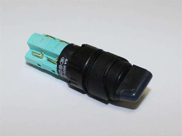 S1800L2PL-65 - Switches -