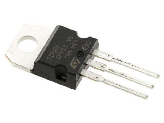 TIP107 - Transistors -