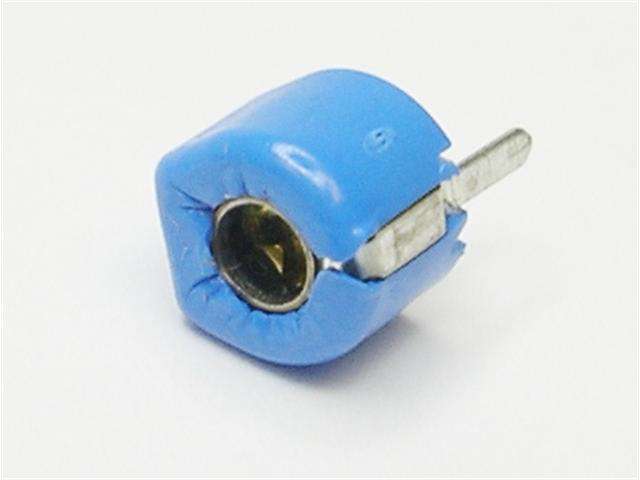 TZ03Z070ER - Capacitors -