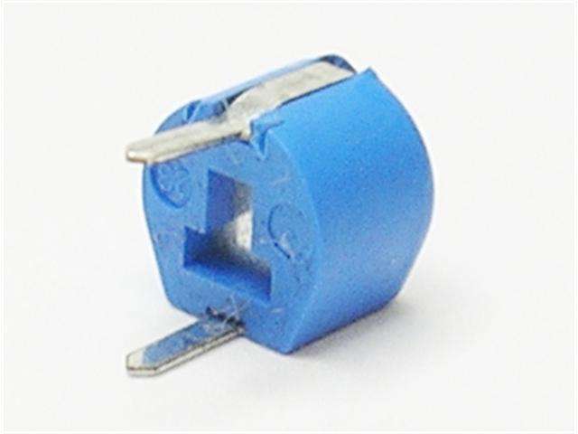 TZ03Z070ER - Capacitors -
